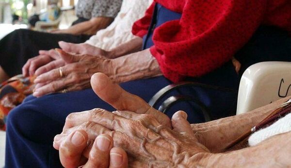 Pensión alimentaria: pretenden incluir a mayores de 85 años como beneficiarios - Oasis FM 94.3