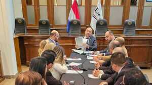 Presidente del JEM exhibe a abogados legalidad de título