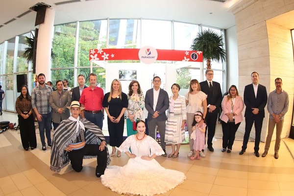 Senatur habilita góndola de informaciones turísticas en el Shopping Paseo La Galería - .::Agencia IP::.