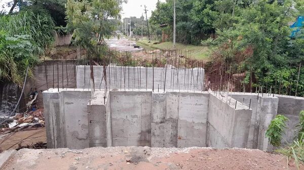 Vecinos de Pai Ñu reclaman puente y reparación de banquinas - Nacionales - ABC Color