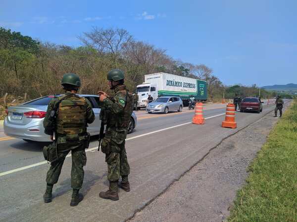 Brasil despliega 49 operaciones en la frontera con Paraguay para combatir el crimen organizado - La Tribuna