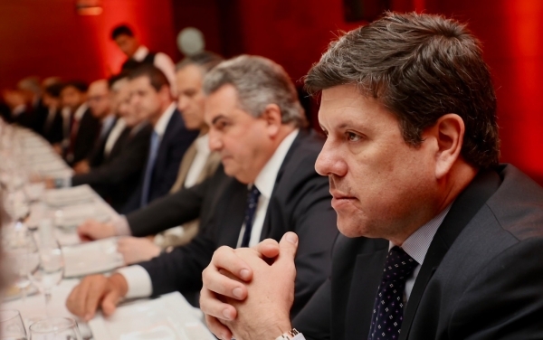 Diario HOY | Estabilidad económica llama la atención de inversionistas chilenos
