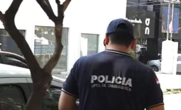 En pleno centro de Asunción, funcionarios de aseguradora fueron víctimas de asalto tipo comando