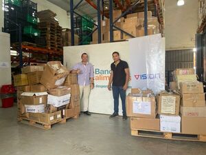 Más de 1500 kilos de alimentos: Visión estuvo presente en la colecta de Banco de Alimentos - trece