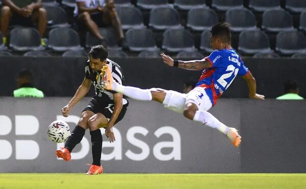 Ariel Galeano destaca que mantiene ventaja con su perseguidor - Fútbol - ABC Color