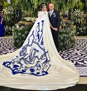 Vídeos: Natasha, hija del director de Itaipú, ostenta lujosa y exclusiva boda - ABC en el Este - ABC Color
