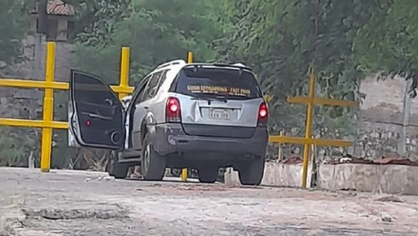 Ciudadano “prueba” vallas de Lambaré y será denunciado por la Comuna - Noticiero Paraguay