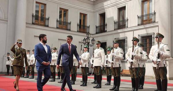 La Nación / Peña y Boric buscan una mayor integración entre Paraguay y Chile