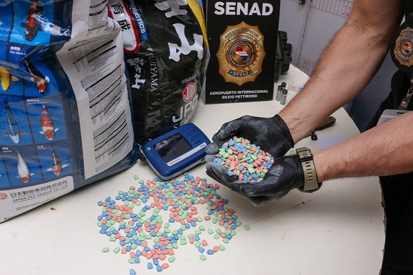 SENAD incautó miles de dosis de éxtasis provenientes de Suiza
