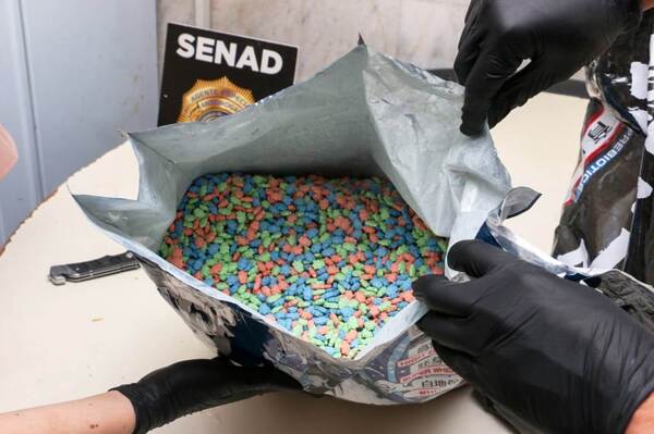 Senad incautó dosis de éxtasis provenientes de Suiza •