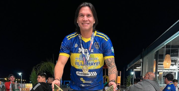 Versus / "Memo" Beltrán, el multicampeón del fútbol paraguayo que conquistó el Nacional B