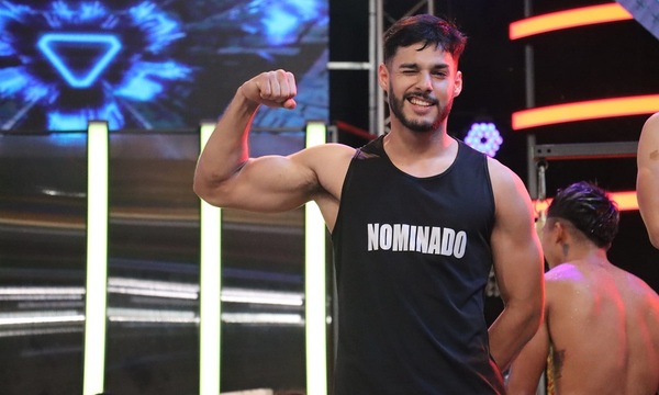 “La Furia Roja” corona la tarde con 300 puntos y Santi queda nominado | Telefuturo