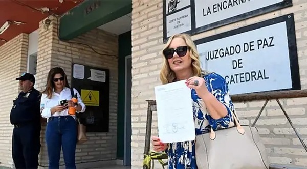 Cámara ratifica condena a Juan Vera por lesionar intimidad de Menchi Barriocanal - PDS RADIO Y TV