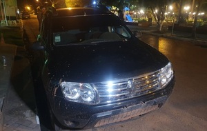 Diario HOY | Hallan vehículo utilizado en asalto a blindado: tenía planchuela para disparar desde atrás