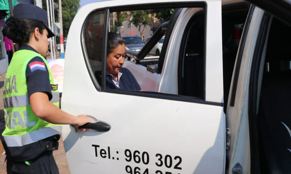 Una funcionaria del MEC es detenida por ofrecer cargos para docente por dinero