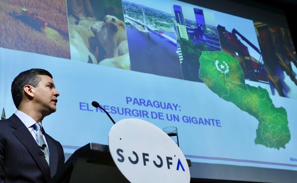 Santiago Peña presenta ventajas competitivas de Paraguay a industriales chilenos - .::Agencia IP::.