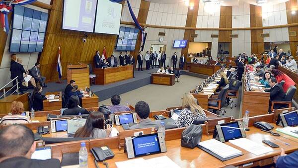 Diputados ratifica su versión sobre ley de conflictos de intereses