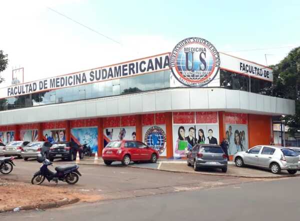 La educación universitaria reducida a lucrativo negocio