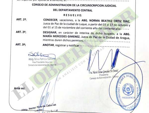 Magistrada justifica ausencia por vacaciones y tratamiento médico