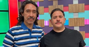 #NoviembreAzul Dani Da Rosa y Michelín cambiaron su look para crear conciencia - EPA
