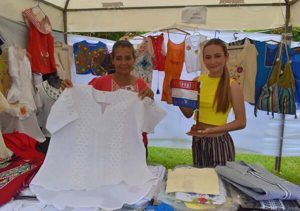 Atractiva Expoferia de Ao Po’i prosigue en Yataity del Guairá - Nacionales - ABC Color