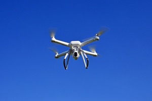 Dinac cobrará por el uso de drones y fuegos artificiales - El Trueno