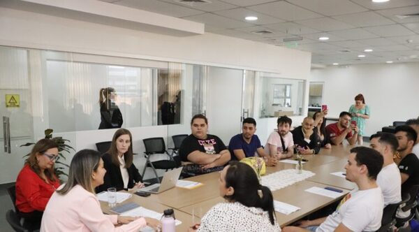 Homosexuales y trans piden al Ministerio de Trabajo acciones contra la discriminación laboral