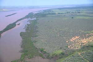 Más de mil evacuados por crecida de los ríos Paraná y Uruguay en la provincia Argentina de Corrientes - ADN Digital