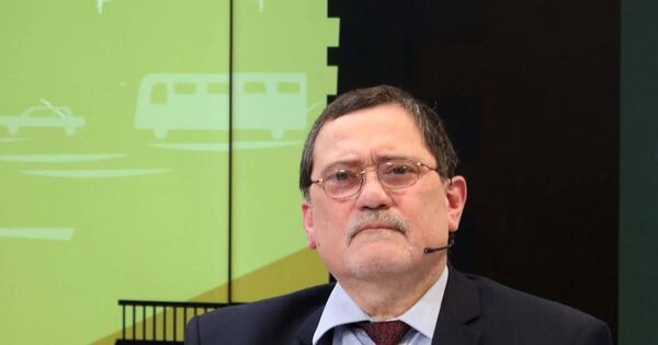 La Nación / El presidente tiene atribuciones para otorgar funciones a sus ministros, afirma abogado
