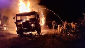 Identifican a los fallecidos en Alberdi tras explosión de camión de combustible