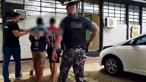 Detienen a cuatro paraguayos con 21 kilos marihuana en Foz de Iguazú