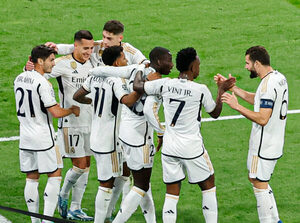 Versus / Real Madrid triunfó sin despeinarse y se anota en los octavos de final