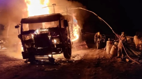 Alberdi: Identifican a los fallecidos en explosión de camión de combustible - Noticias Paraguay