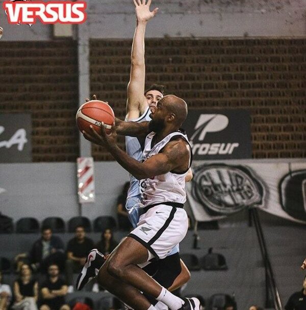 ¡Final de básquet postergada y reprogramada para el viernes!