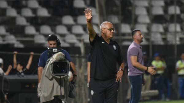 "Si no es suficiente entrar a Sudamericana, seguramente verán otro cuerpo técnico"