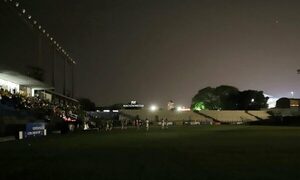 Se cortó la lú: Apagón en la semifinal de la Copa Paraguay