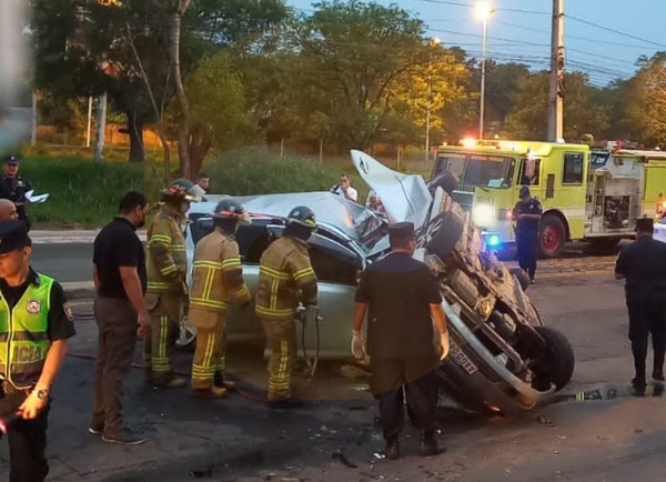 Diario HOY | Accidente fatal en zona del Botánico, largas filas de vehículos
