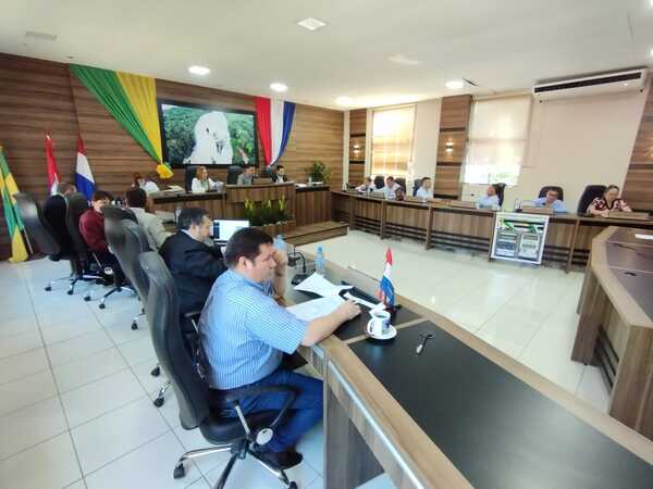 Presupuesto municipal de Pdte. Franco es un “copia y pega” de años anteriores - La Clave