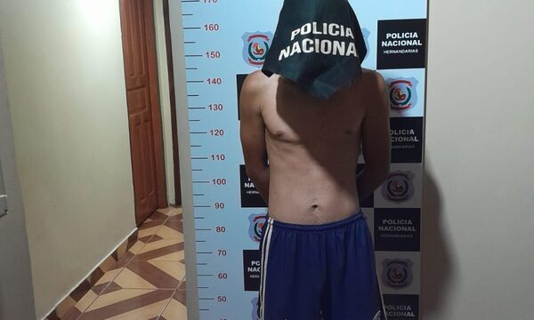 Detienen a sujeto que fue filmado mientras hurtaba calzados
