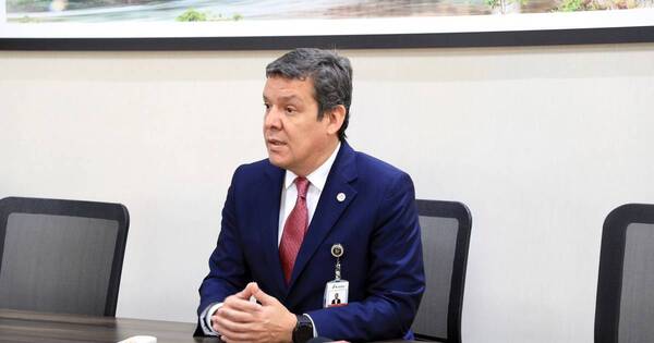 La Nación / Reincorporados de Itaipú deberán acudir este viernes a cumplir sus funciones