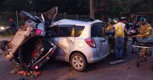 La Nación / Un policía y su pareja mueren en accidente sobre la ruta Transchaco