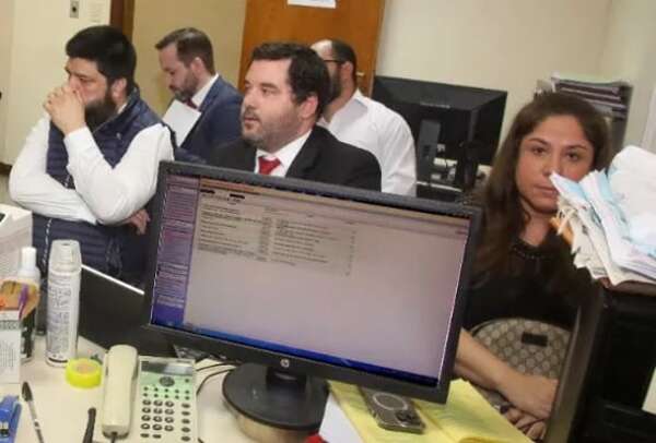 Caso agua tónica: Tribunal dicta captura de Patricia Samudio y José Perdomo por no asistir a juicio - Nacionales - ABC Color