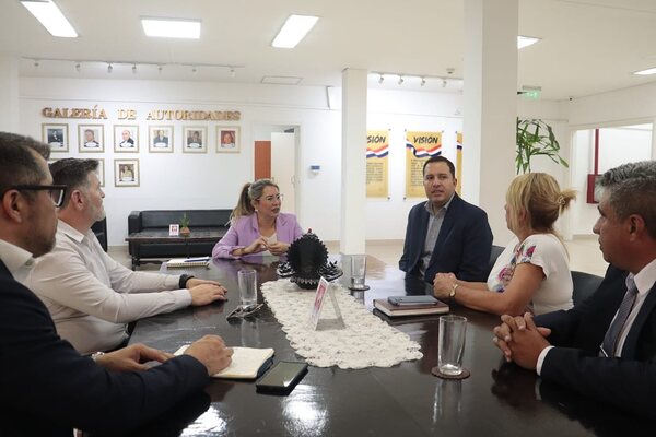 Senatur ome’ẽta asistencia técnica apopyrã Ñamopu’ã Paraguarí-pe - .::Agencia IP::.