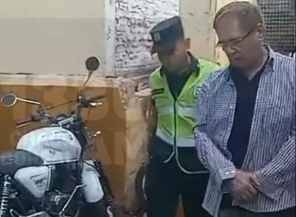Se entregó el exrector de la UNA acusado tras “tragada” más de 1.150 millones de guaraníes