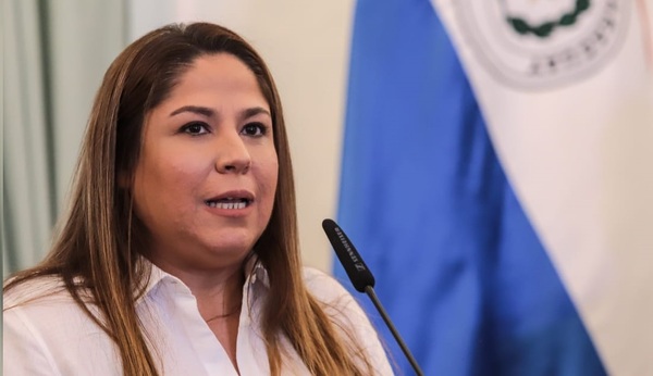 Patricia Samudio y su esposo, declarados en rebeldía en causa que investiga negociado en pandemia - ADN Digital