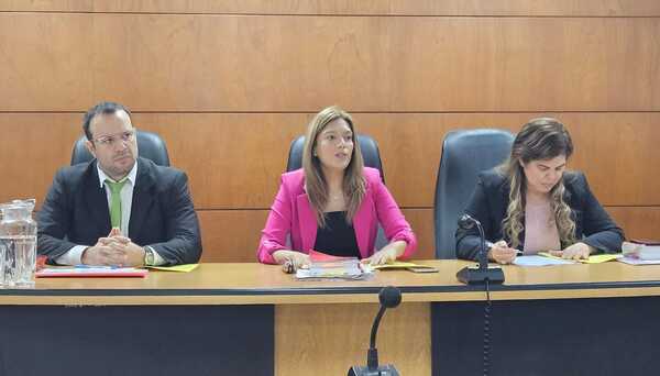 Agua Tónica: declaran en rebeldía a Patricia Samudio y su esposo - PDS RADIO Y TV