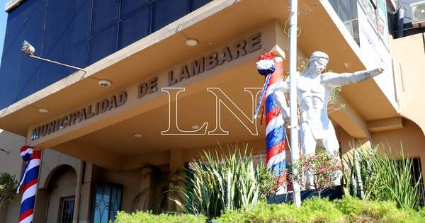 La Nación / Fiscalía se constituye en la Municipalidad de Lambaré tras denuncia ciudadana