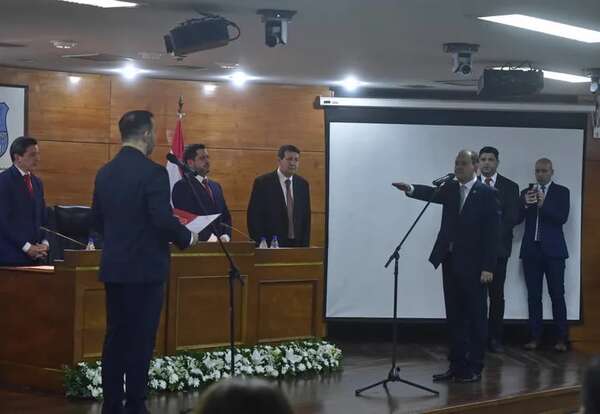Junta Municipal de Asunción eligió a nuevas autoridades para el periodo 2023-2024 - Nacionales - ABC Color