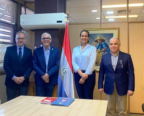 Empresarios jordanos interesados en la producción y venta de bloques de fumigación - La Clave