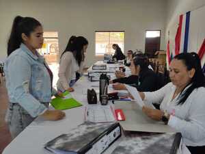 Becarios de Ñeembucú recibirán este viernes segundo desembolso - .::Agencia IP::.